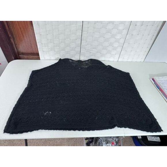 "ONE A" Black Crochet Bathing Suit Cover Up, Size XL, Keyhole front W/Tassel Tie - Picture 9 of 9